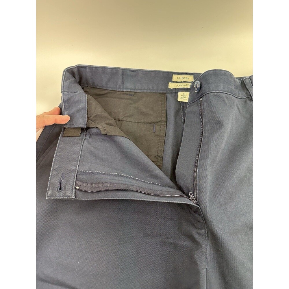 LL Bean Original Fit Chino Bermuda Shorts 9" Navy Cotton 274910 Women Regular 16 - Picture 6 of 16